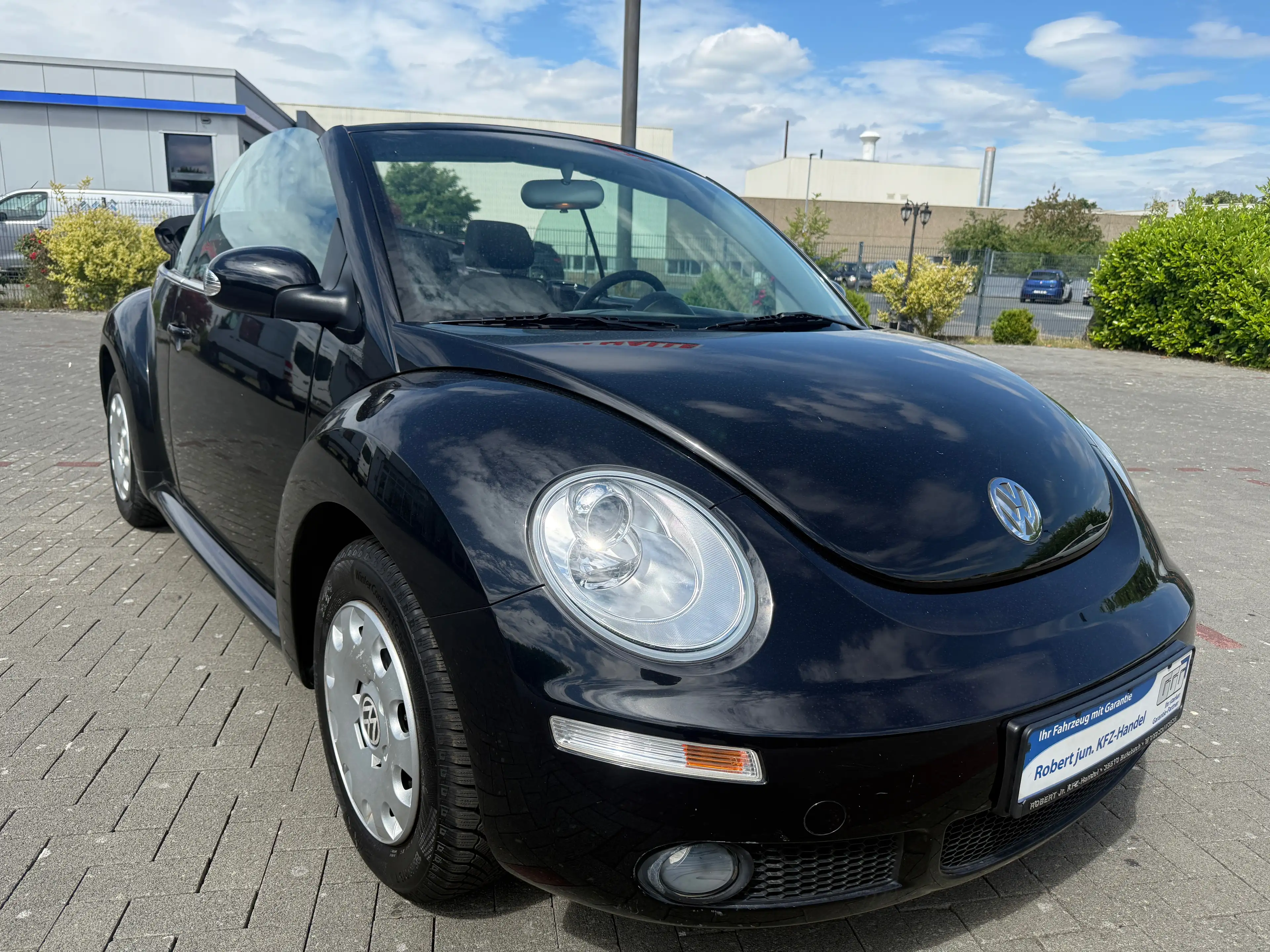 Volkswagen New Beetle 1.6 Cabrio Klima S/H 1 Hand — photo 5