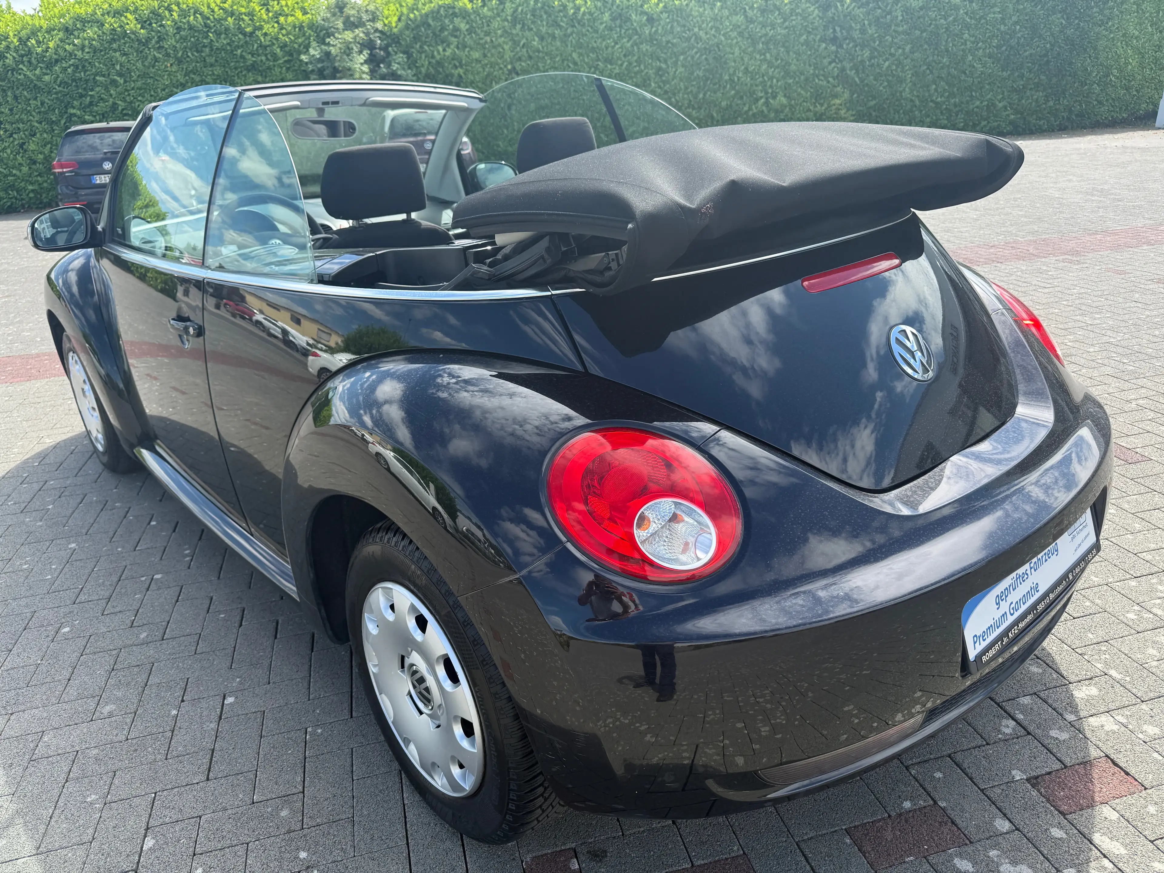 Volkswagen New Beetle 1.6 Cabrio Klima S/H 1 Hand — photo 2