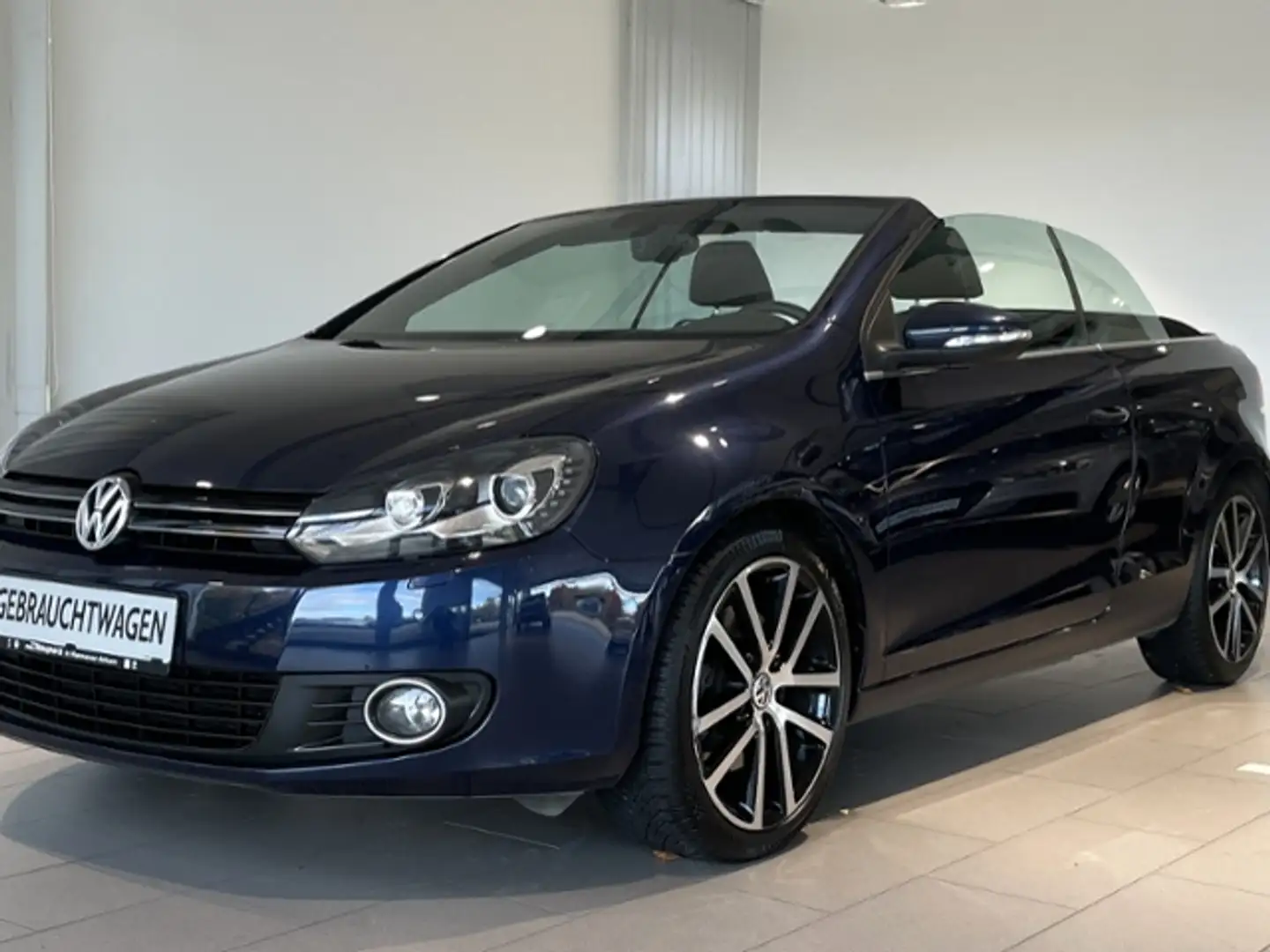Volkswagen Golf Cabriolet VI Cabriolet 1.4 TSI DSG Bleu - 2