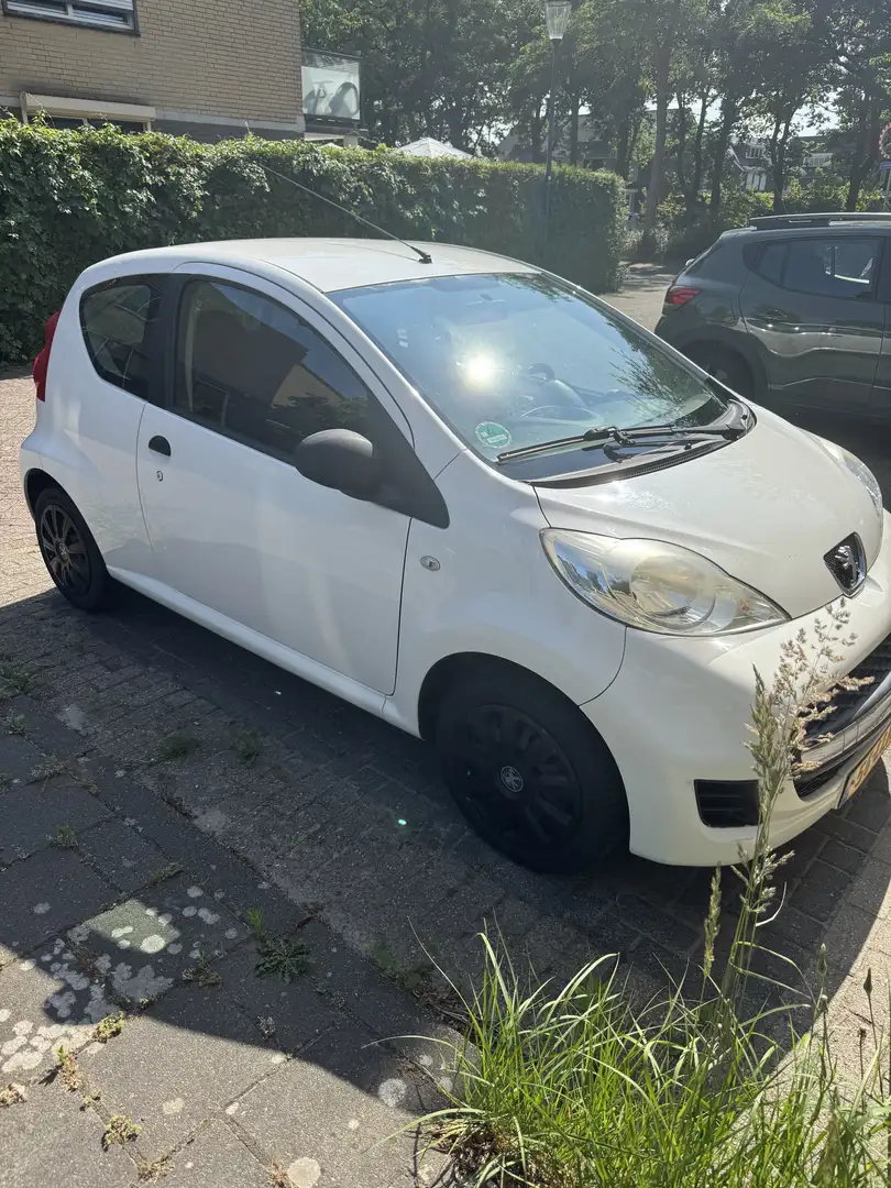 Peugeot 107 1.0-12V XR Wit - 2
