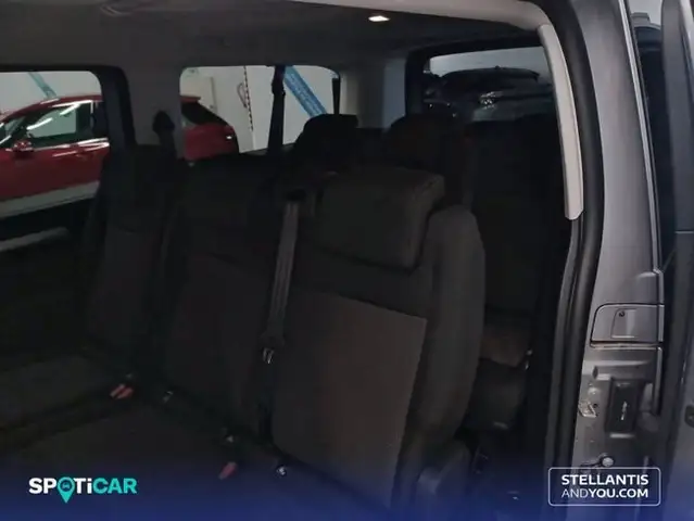 Citroen Spacetourer view 12