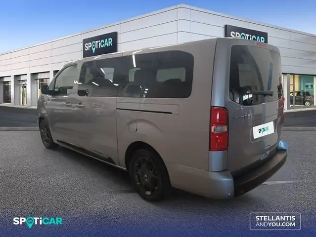 Citroen Spacetourer view 5