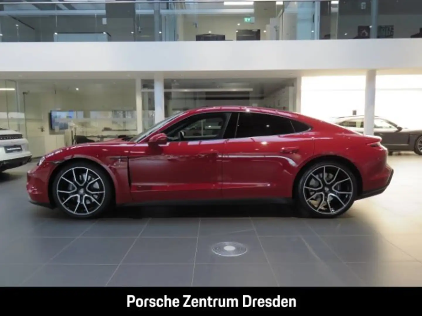 Porsche Taycan Rot - 2