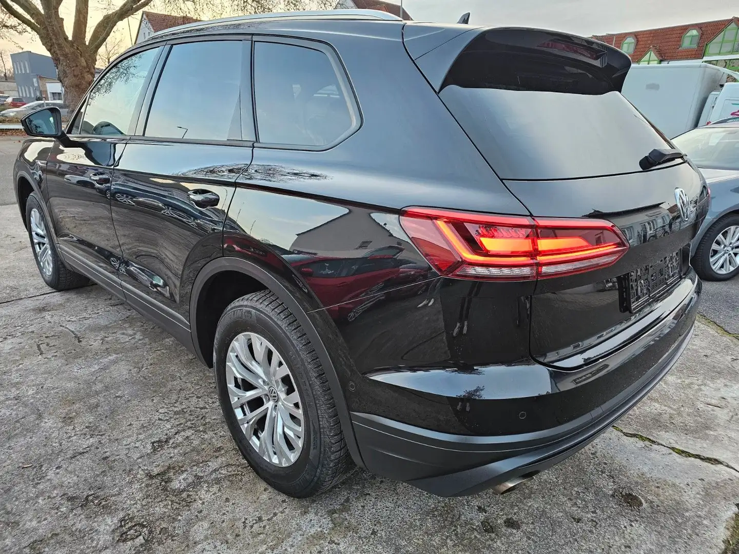 Volkswagen Touareg 3.0 V6 TDI SCR 4MOTION Tiptronic Nachtsi Noir - 2