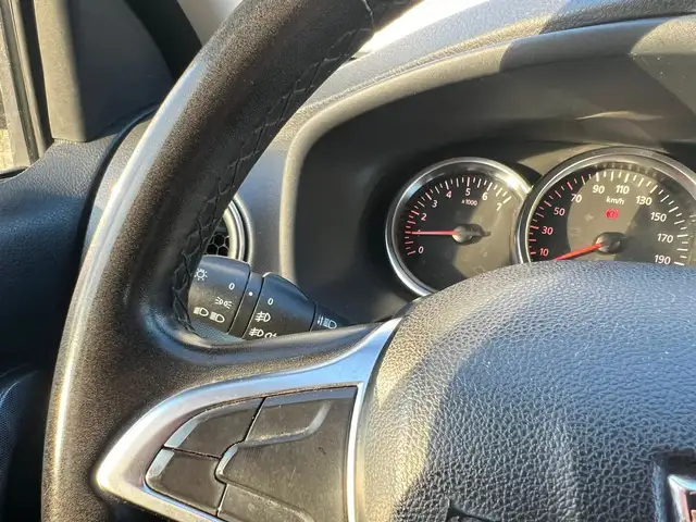 Dacia Sandero view 12
