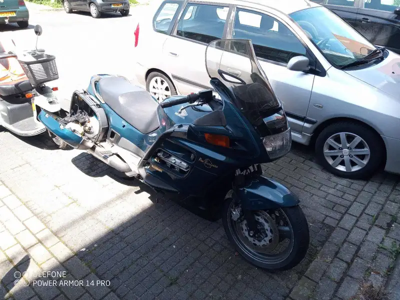 Honda ST 1300 Pan-European - foto 4