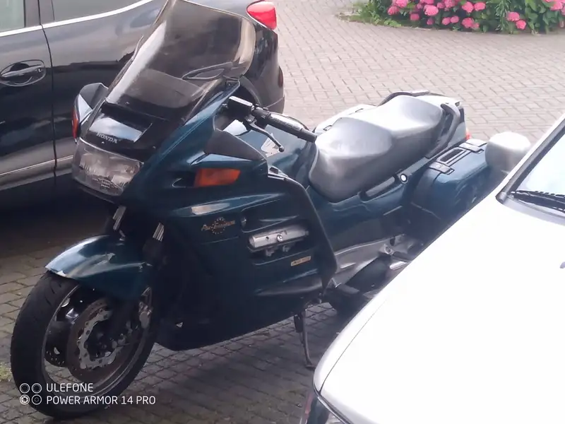 Honda ST 1300 Pan-European - foto 2