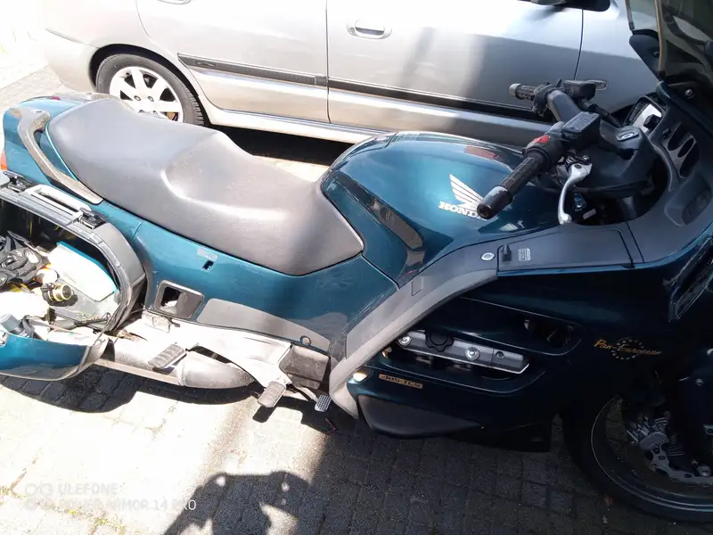 Honda ST 1300 Pan-European - foto 6