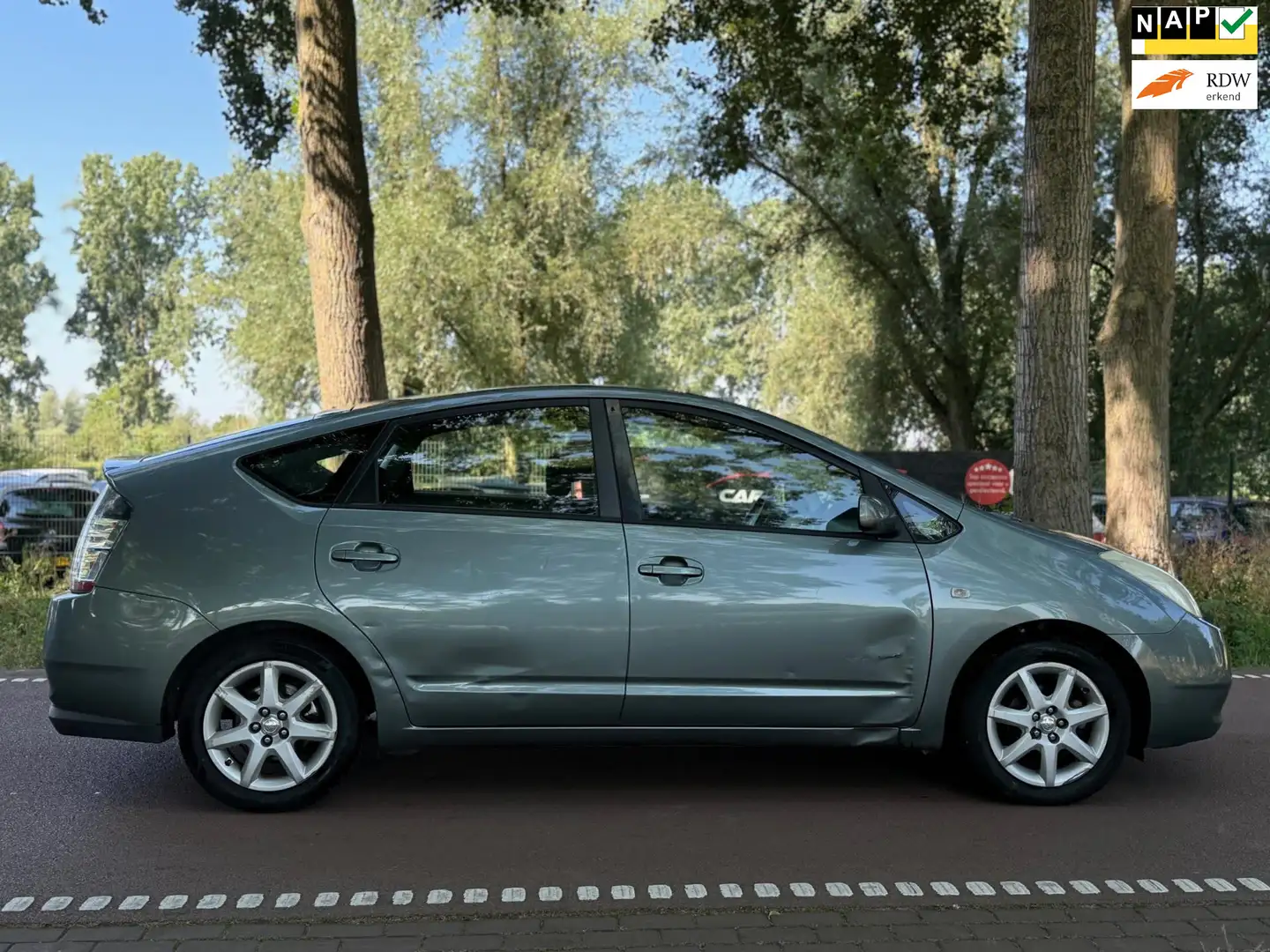 Toyota Prius 1.5 VVT-i HYBRID!APK!KOOPJEE! Groen - 1