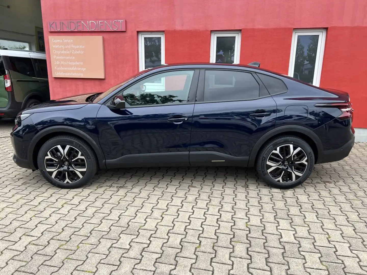 Citroen C4 X PureTech 130 Stop&Start EAT8 MAX Bleu - 2