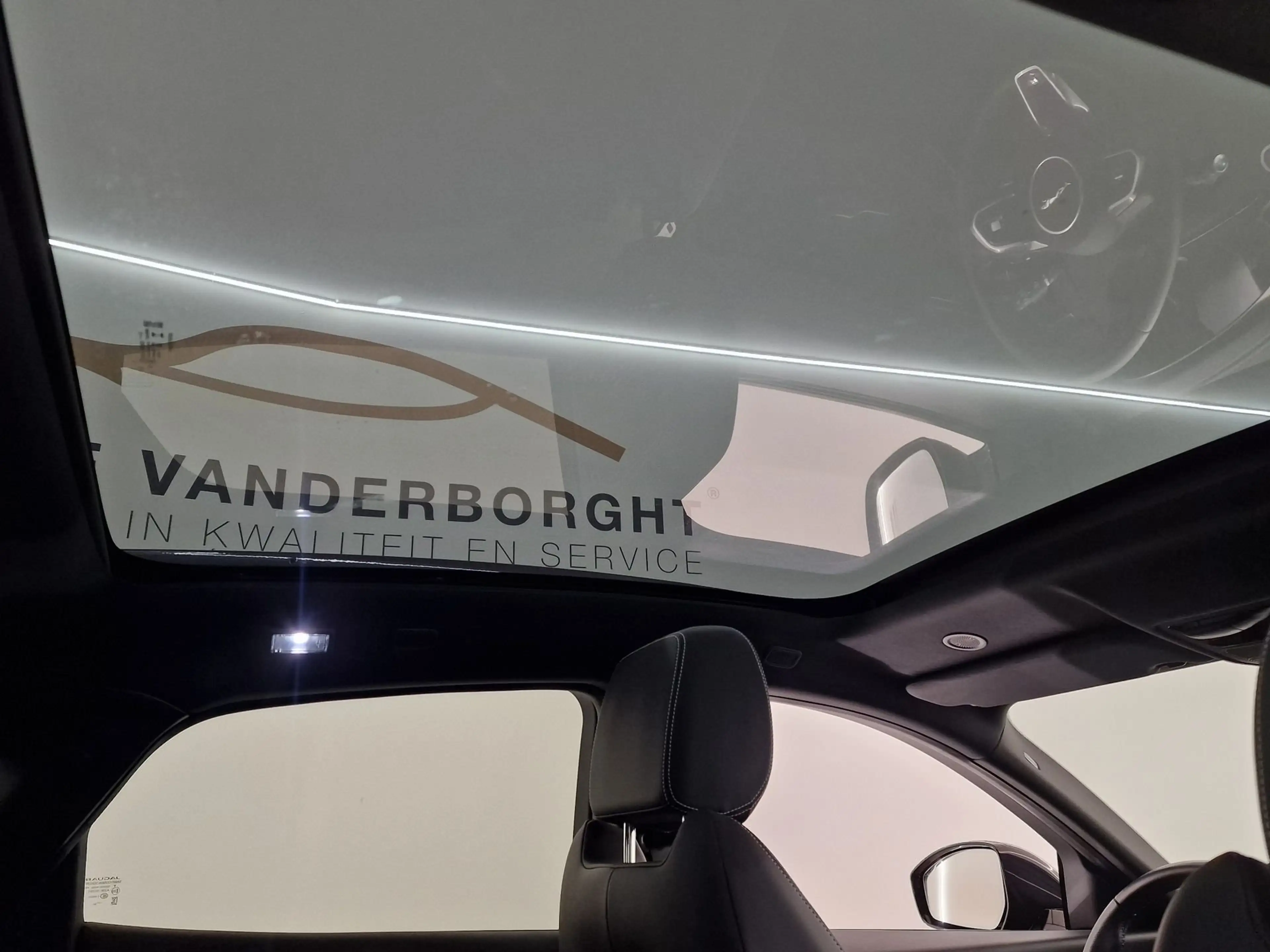 Jaguar E-Pace P300 PLUG-IN HYBRID AUTOMAAT +TAL VAN OPTIES-30000KM!!!! — photo 5