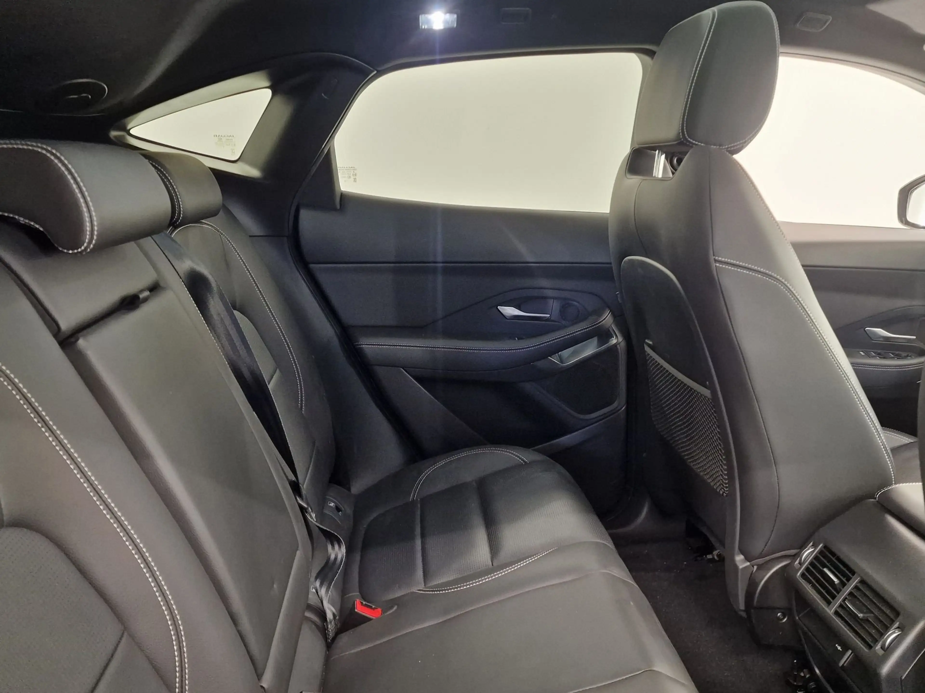 Jaguar E-Pace P300 PLUG-IN HYBRID AUTOMAAT +TAL VAN OPTIES-30000KM!!!! — photo 8