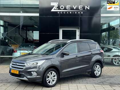 Ford Kuga 1.5 EcoBoost Titanium !! Nieuwe APK bij aflevering
