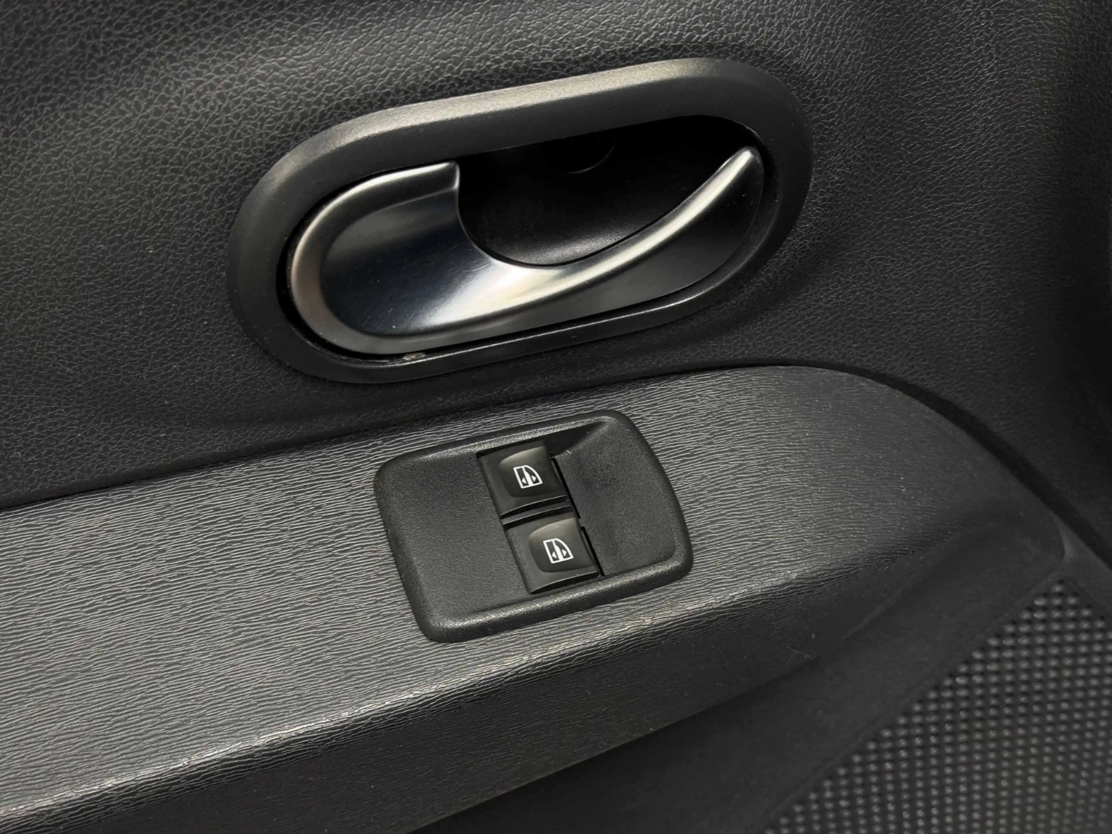 Dacia Lodgy Stepway/Nur 66 tkm/Navi/Tempomat — photo 14