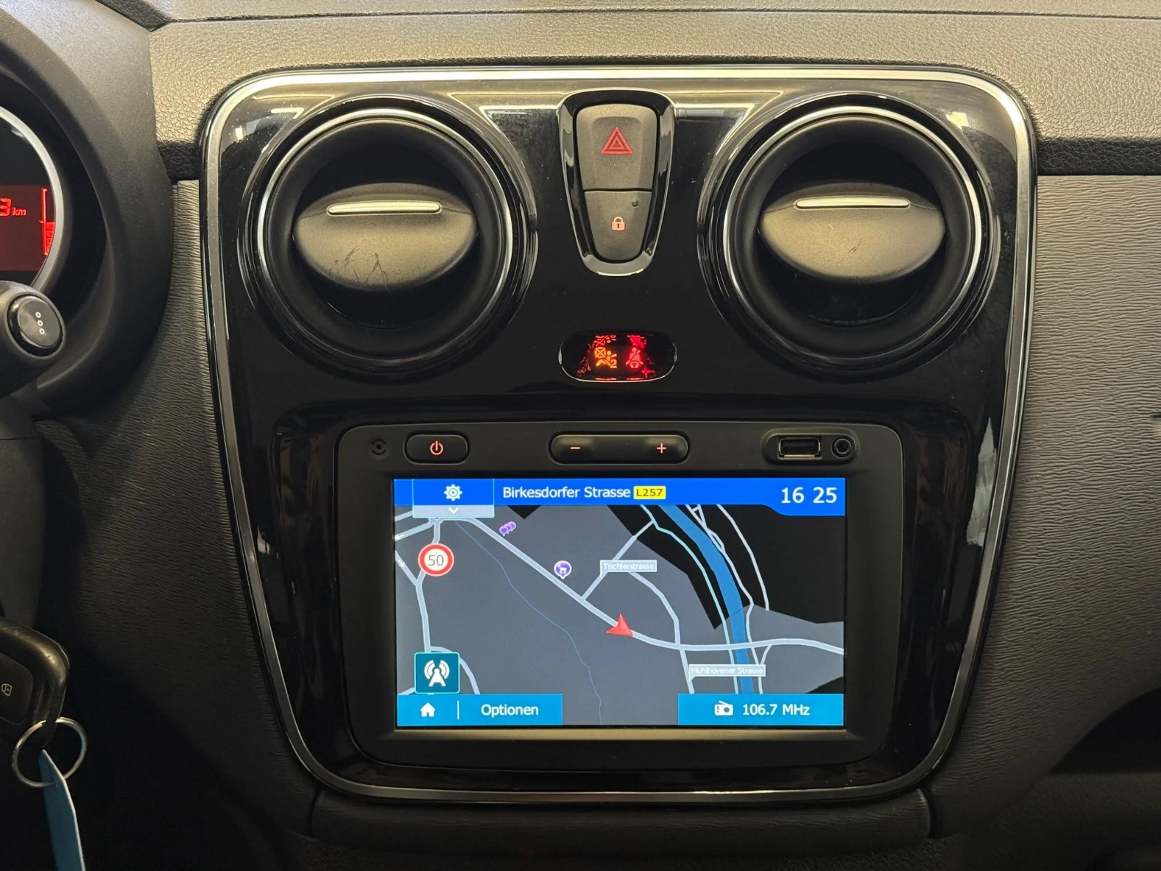 Dacia Lodgy Stepway/Nur 66 tkm/Navi/Tempomat — photo 12