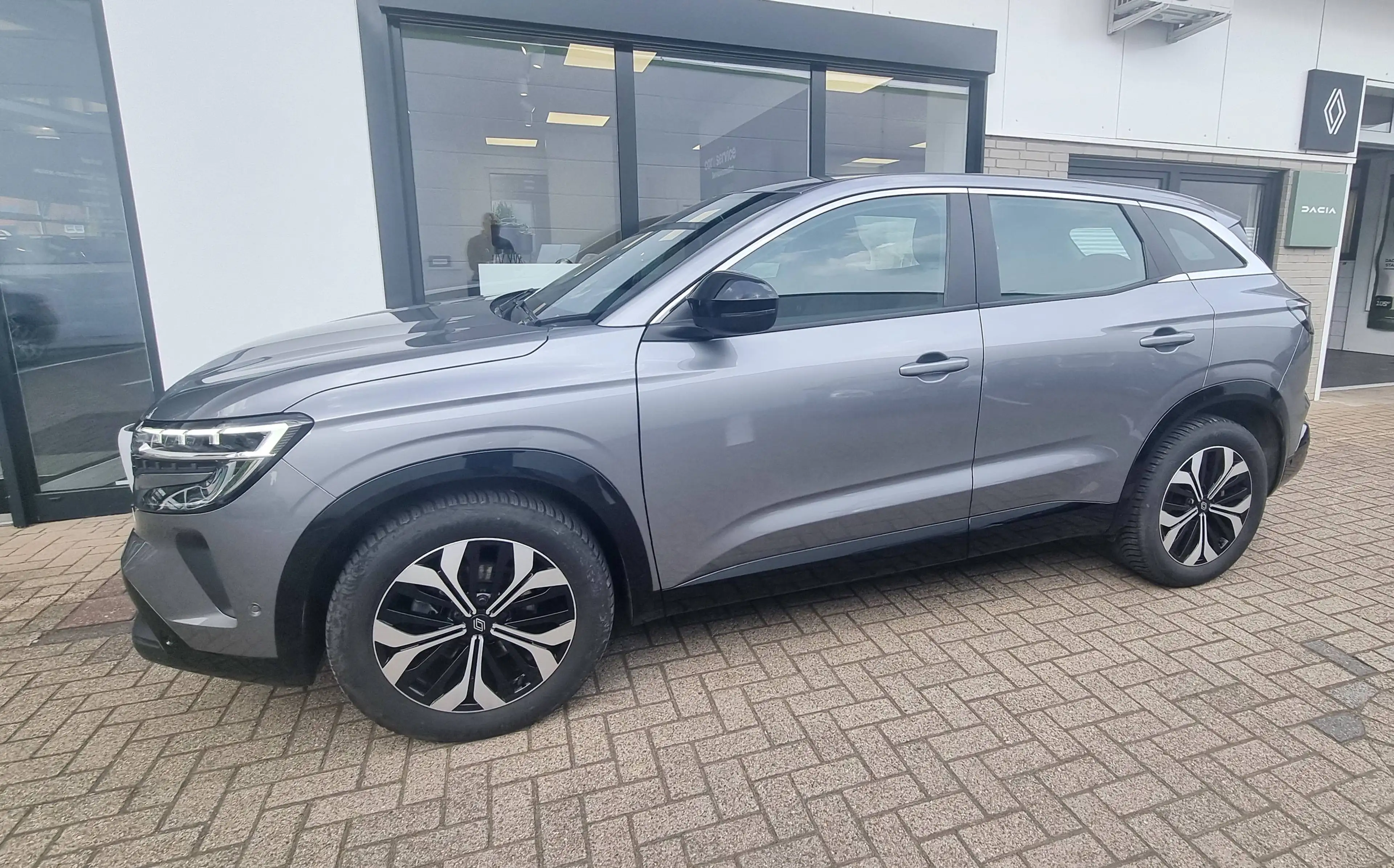 Renault Austral TCe 160 Mild-Hybrid Evolution mit Garantie — photo 2