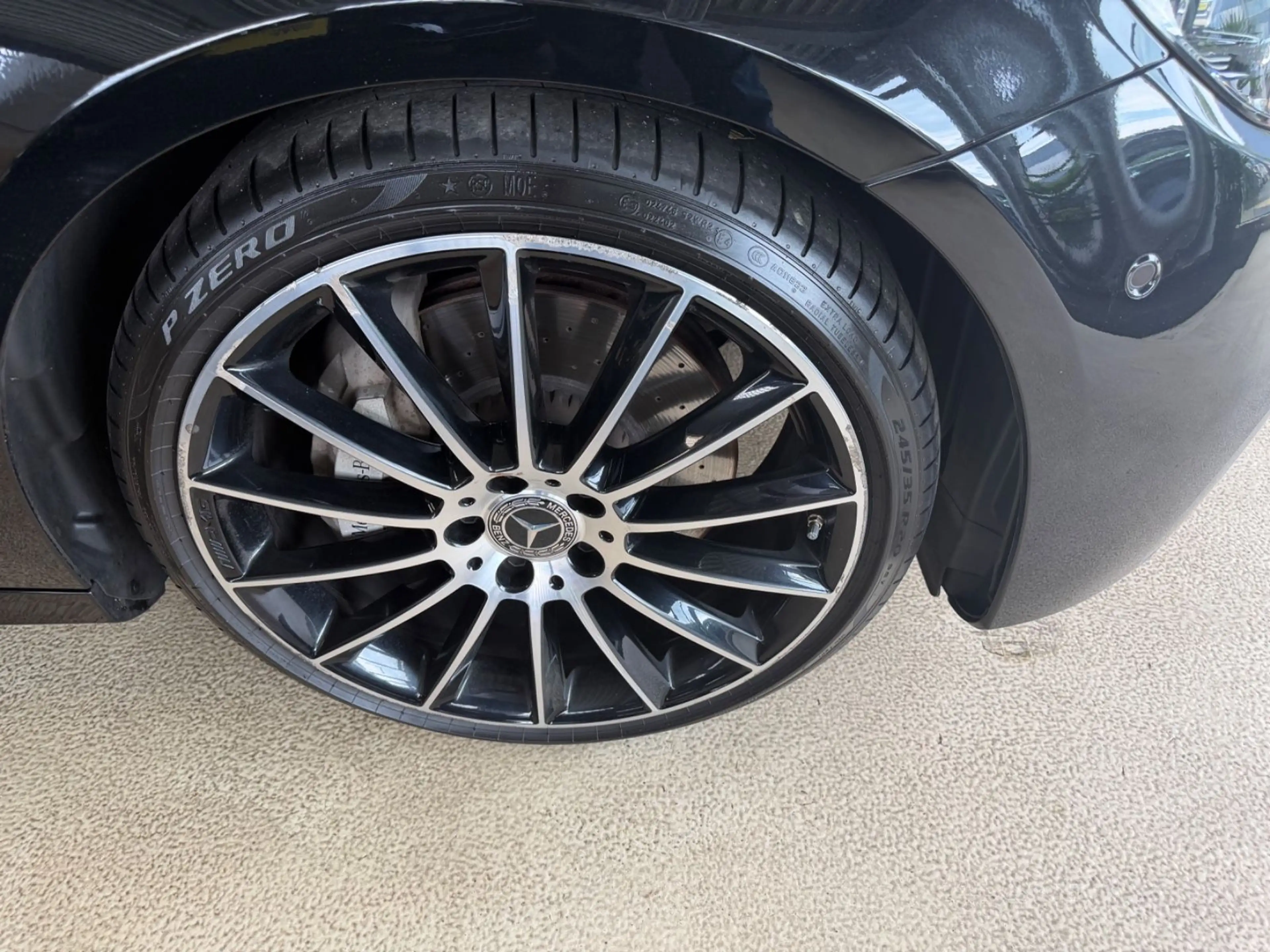 Mercedes-Benz E 400 4Matic*AMG-Line*Burmester — photo 12