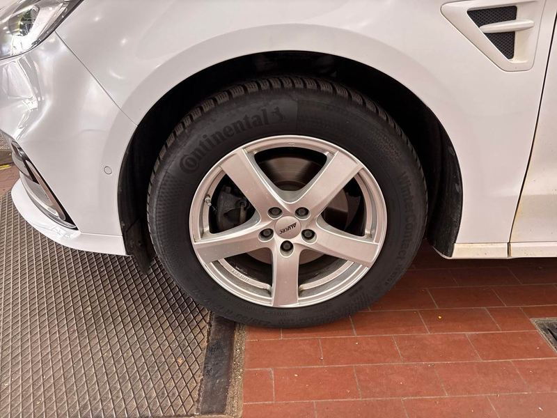 Ford S-Max 2.0 EcoBlue Titanium AHK SpoSi ACC BLIS — photo 12