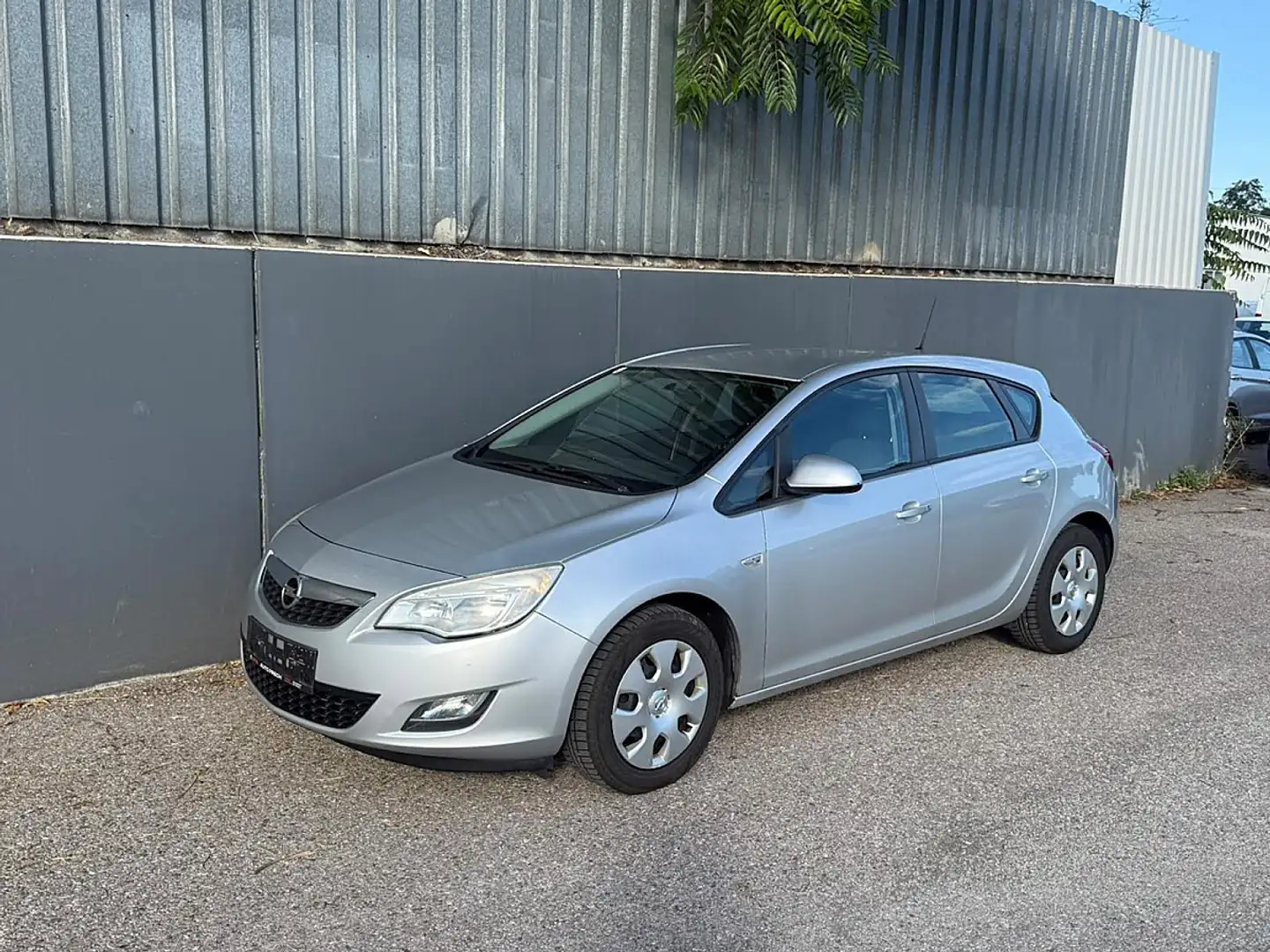 Opel Astra 1,6 Ecotec Edition | PICKERL BIS 01/2027 | Grau - 1