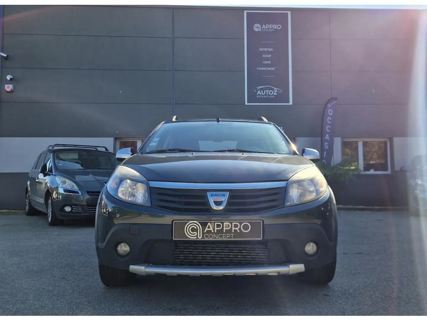 Dacia Sandero Sandero 1.5 dCi FAP - 90 E5  BERLINE Stepway Gris - 2