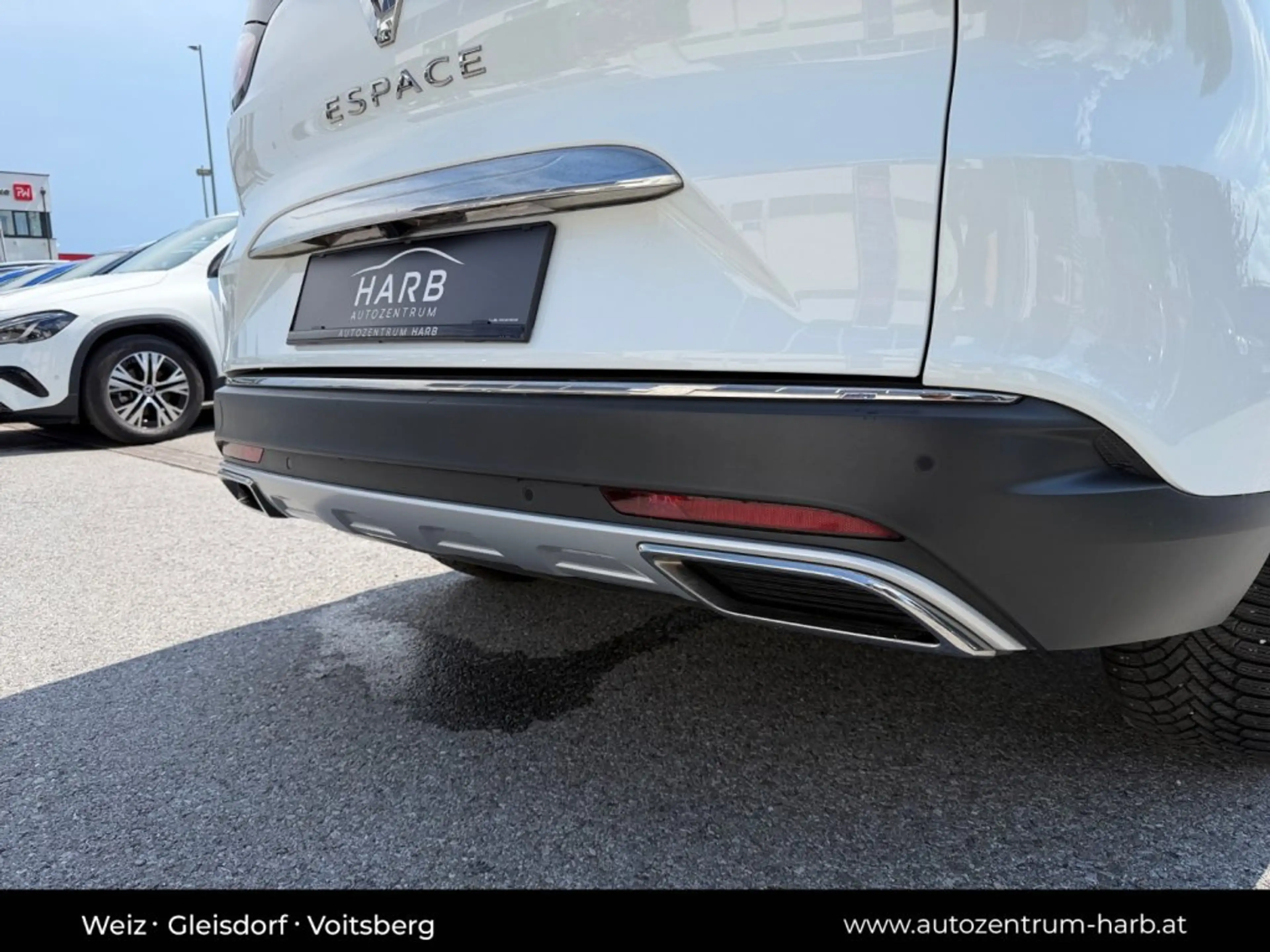 Renault Espace Techno 2.0dci 160 EDC — photo 15