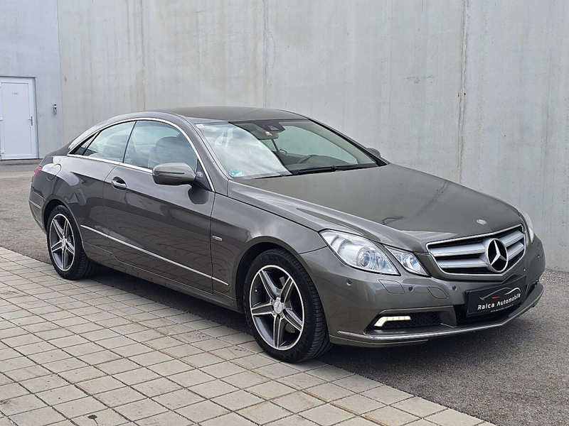 Mercedes-Benz E 350 Coupe *LEDER *LED *PDC *Bluetooth *SHZ *LUFT — photo 3