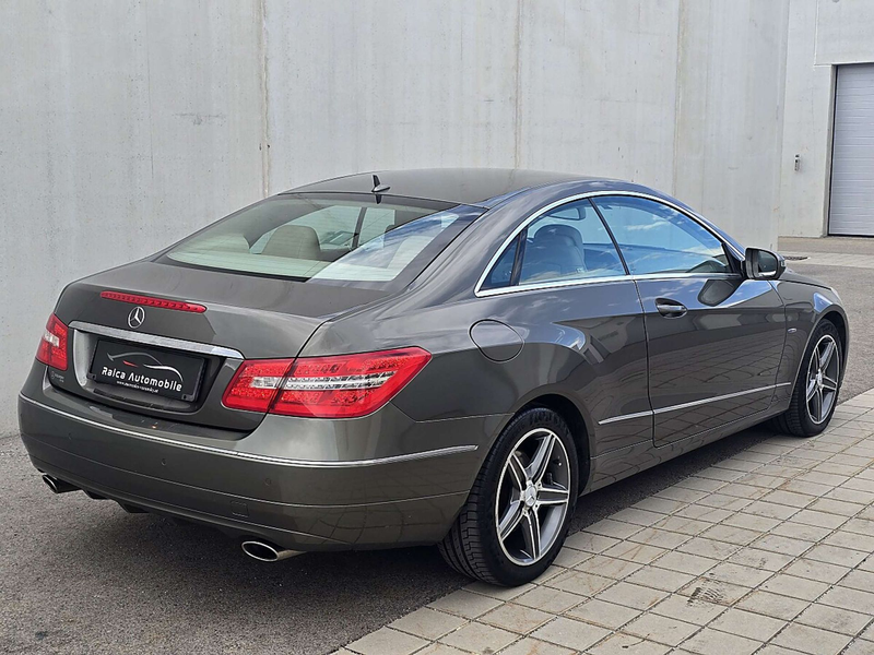 Mercedes-Benz E 350 Coupe *LEDER *LED *PDC *Bluetooth *SHZ *LUFT — photo 5