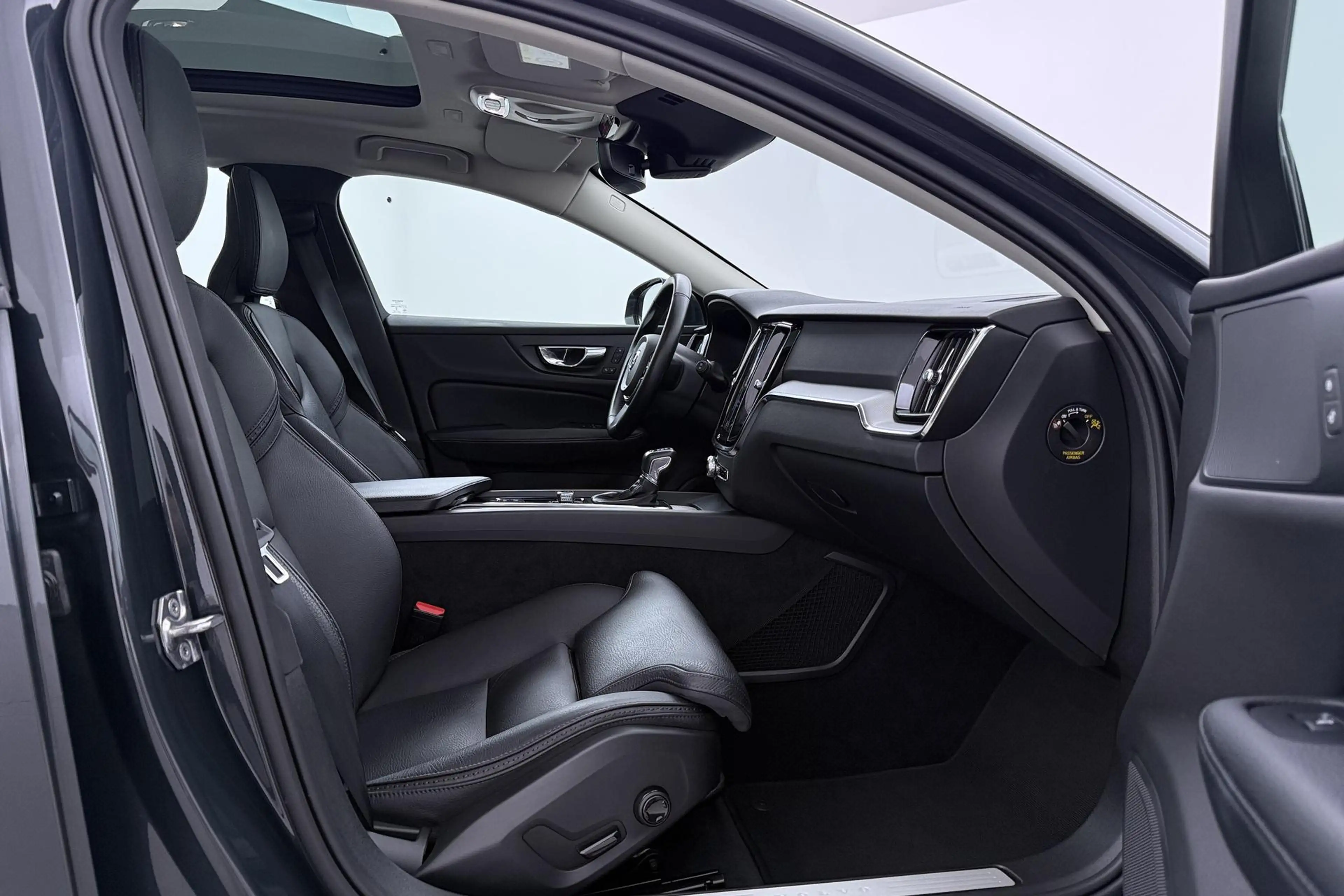 Volvo V60 Cross Country 2.0 D4 AWD Pro | Trekhaak | Panoramadak | Camera | — photo 5