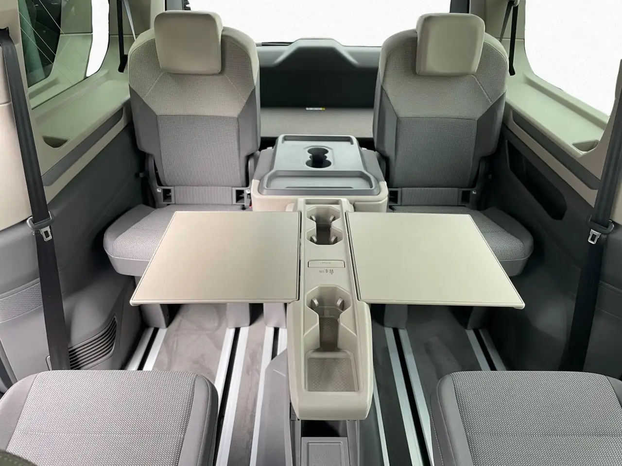 Volkswagen T7 Multivan Goal 2.0 TDI DSG LÜ LED AHK ACC Kame 6