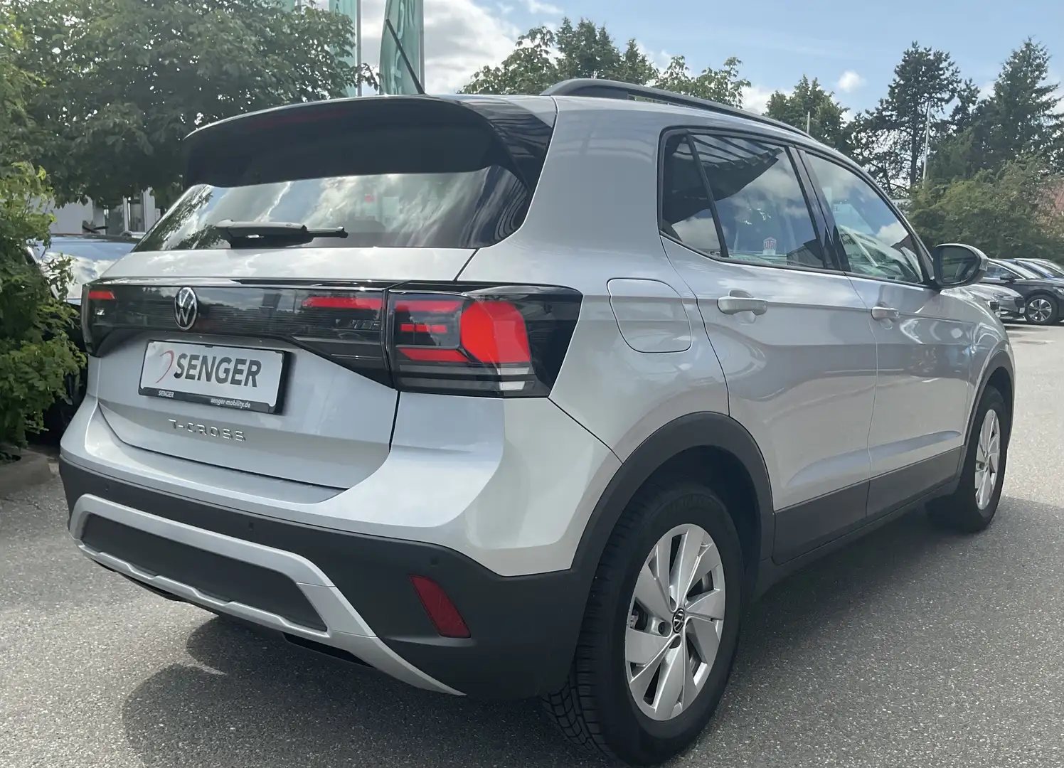 Volkswagen T-Cross Life 1.0 TSI DSG LED PDC SHZ App Connect Silber - 2