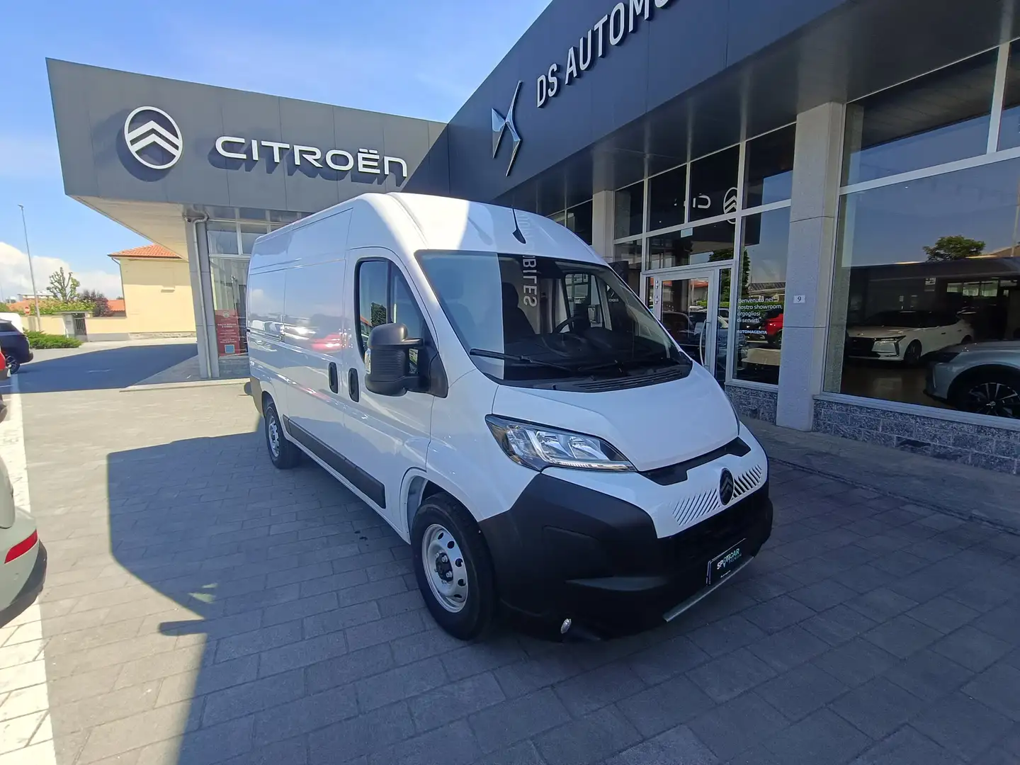 Citroen Jumper Furgone 35q 2.2 BHDi 140cv EAT8 L2H2 KM ZERO Bianco - 1