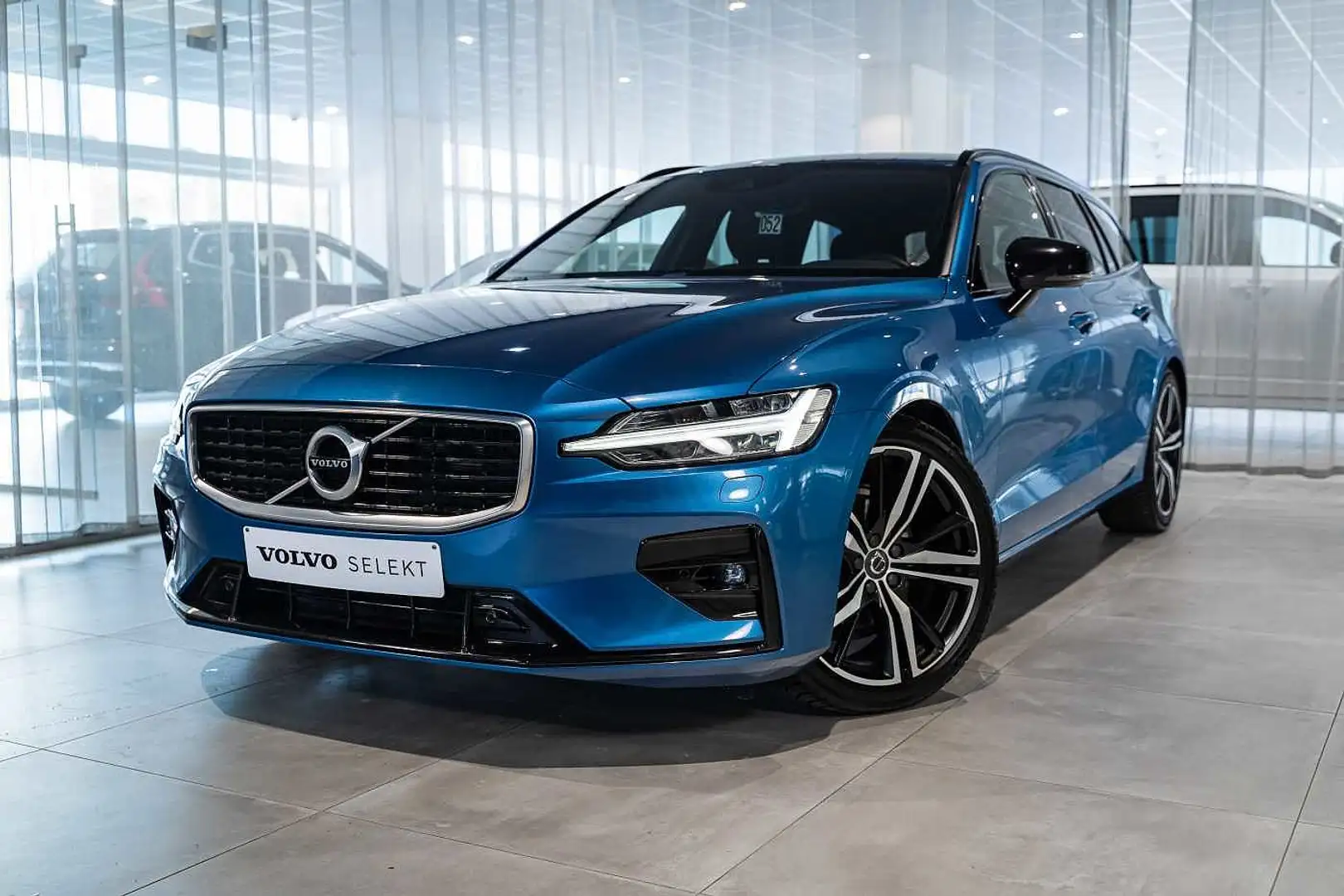 Volvo V60 R-Design D3 Geartronic Bleu - 1