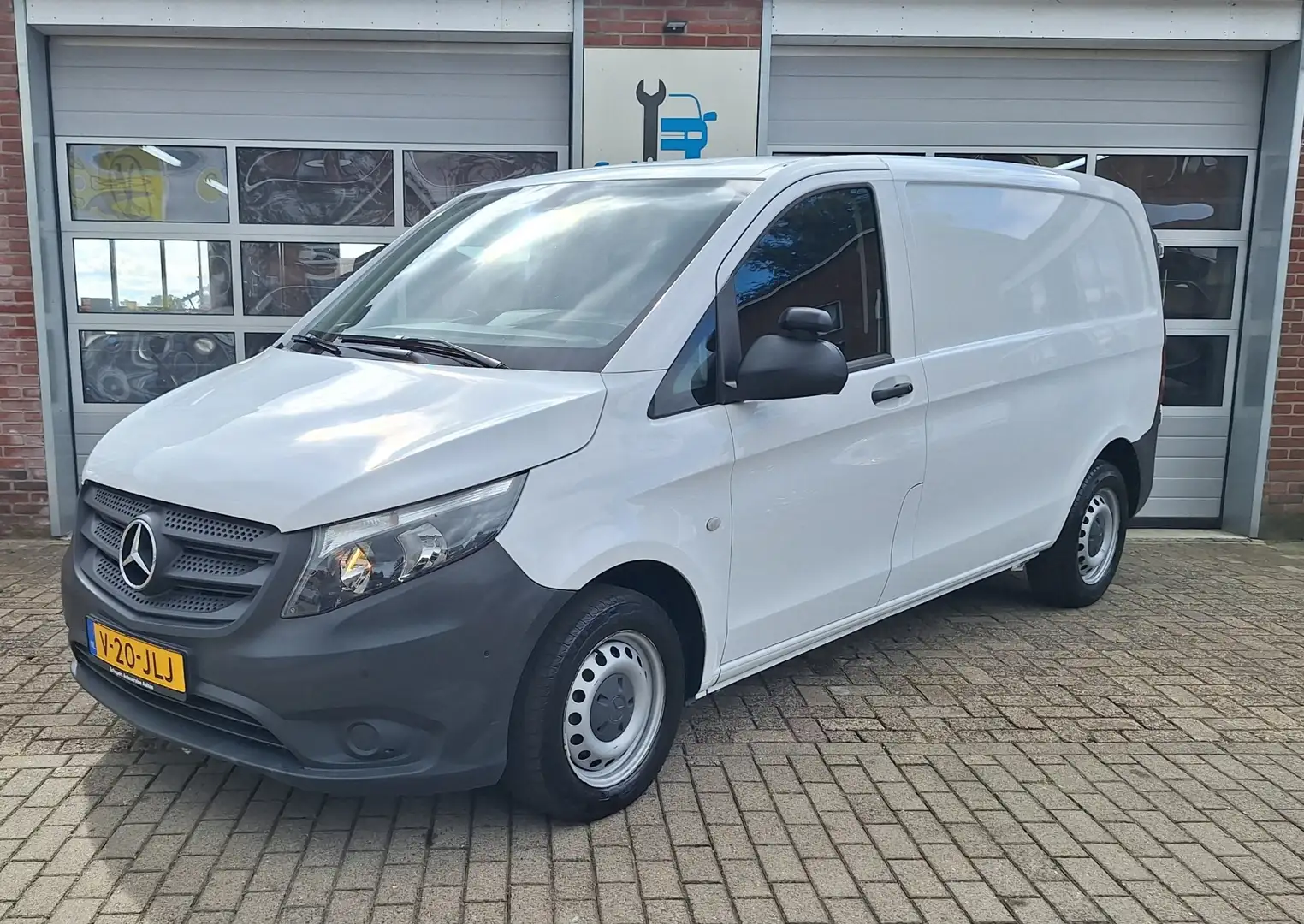 Mercedes-Benz Vito 111 CDI Blanc - 1