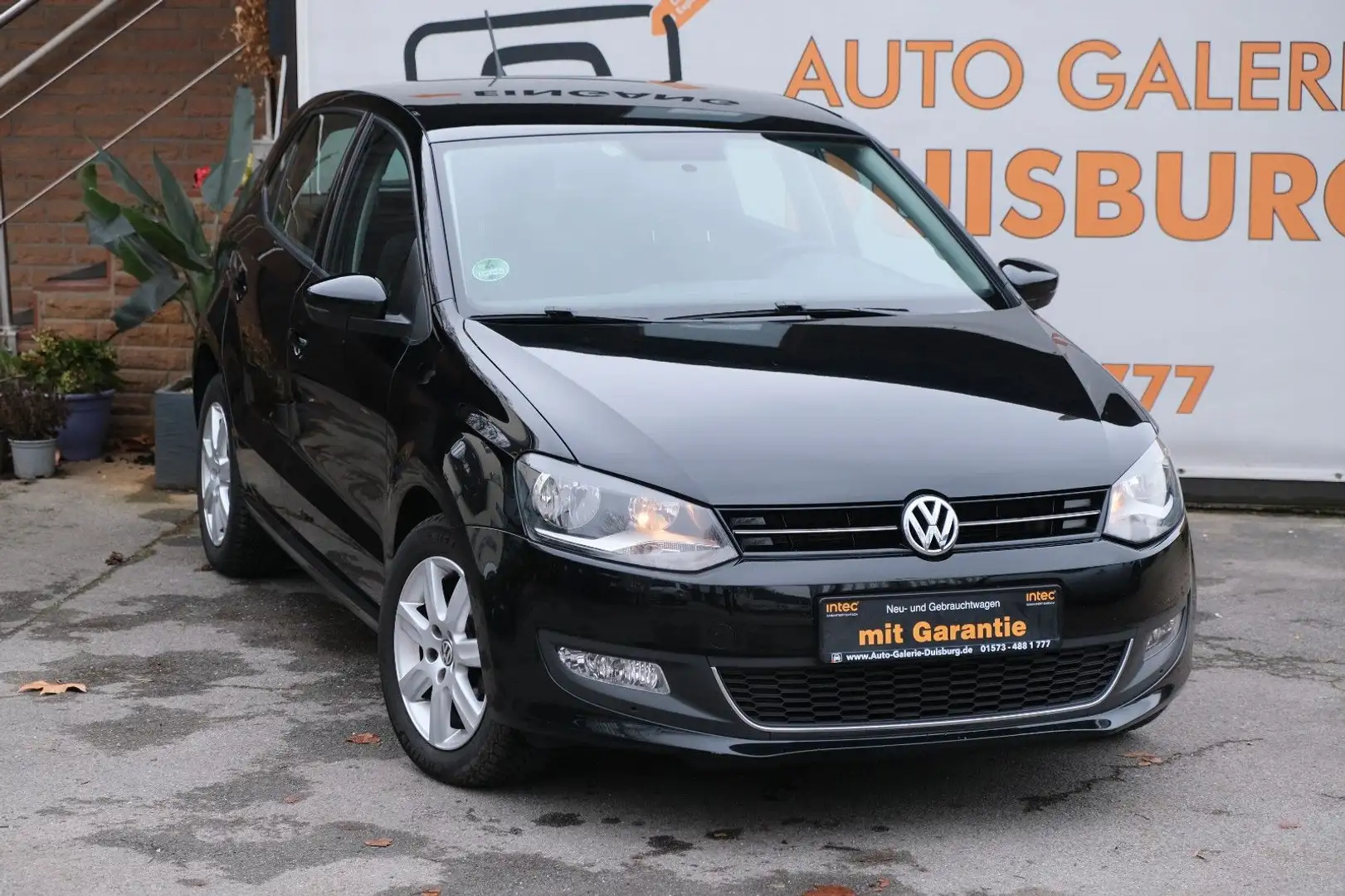 Volkswagen Polo V 1.2 TSI Highline NAVI TEMPOMAT CARPLAY Noir - 2