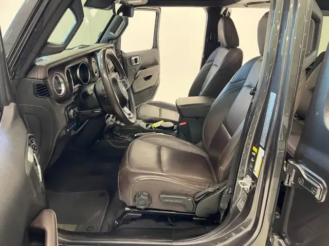 Jeep Wrangler view 6