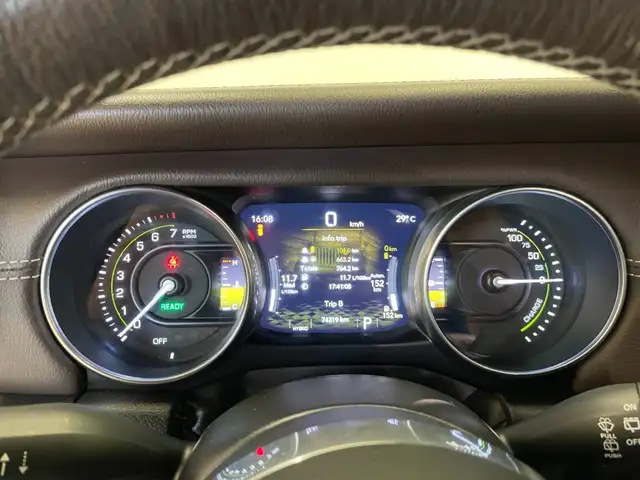 Jeep Wrangler view 5