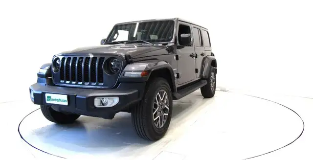Jeep Wrangler view 3