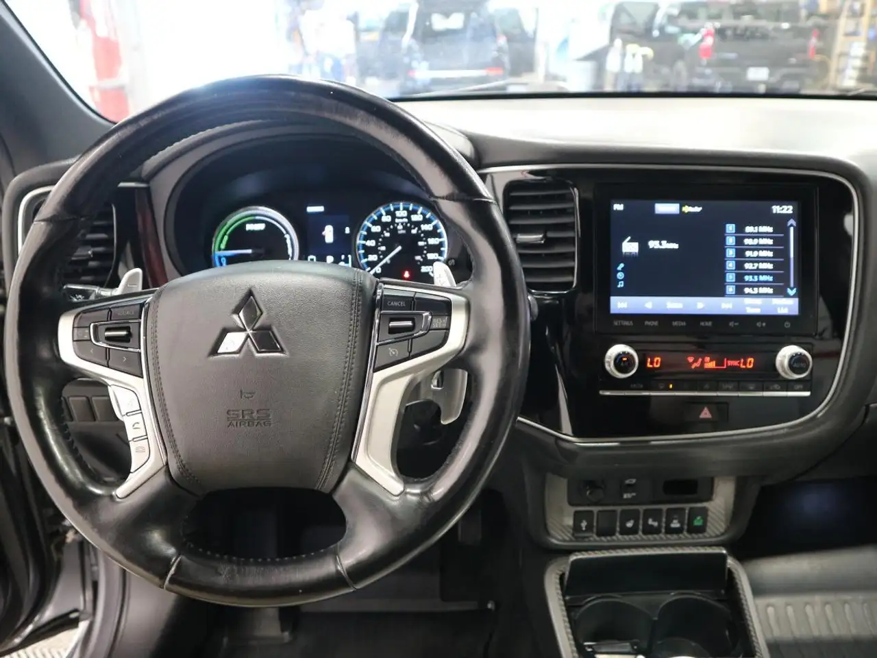 Mitsubishi Outlander снимка Mitsubishi Outlander