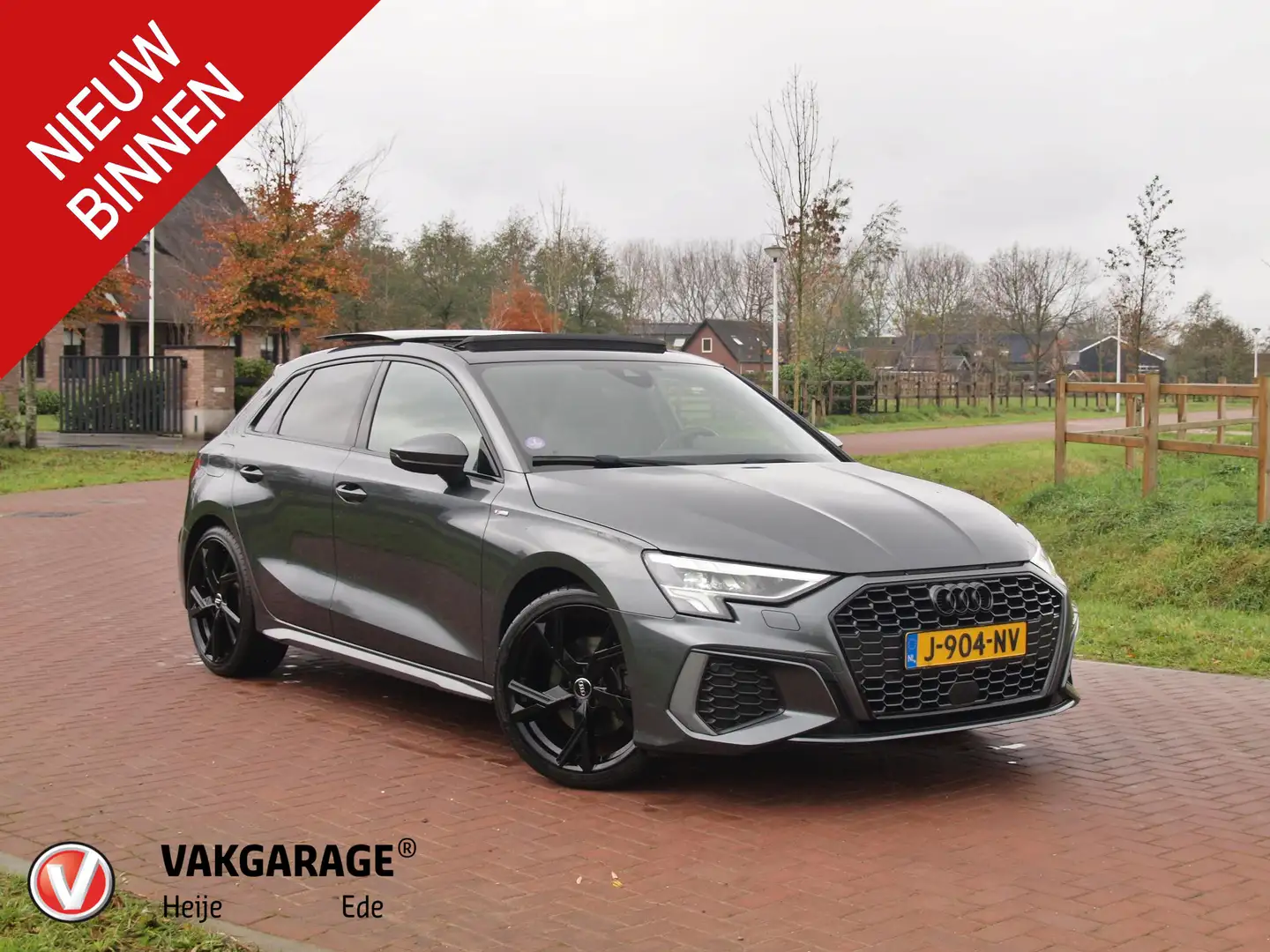 Audi A3 Sportback 35 TFSI S edition | 2X S-Line | Schuifda Grau - 1