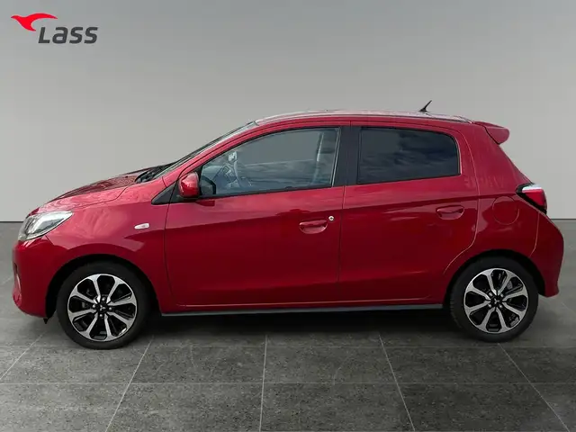 Mitsubishi Space Star view 3