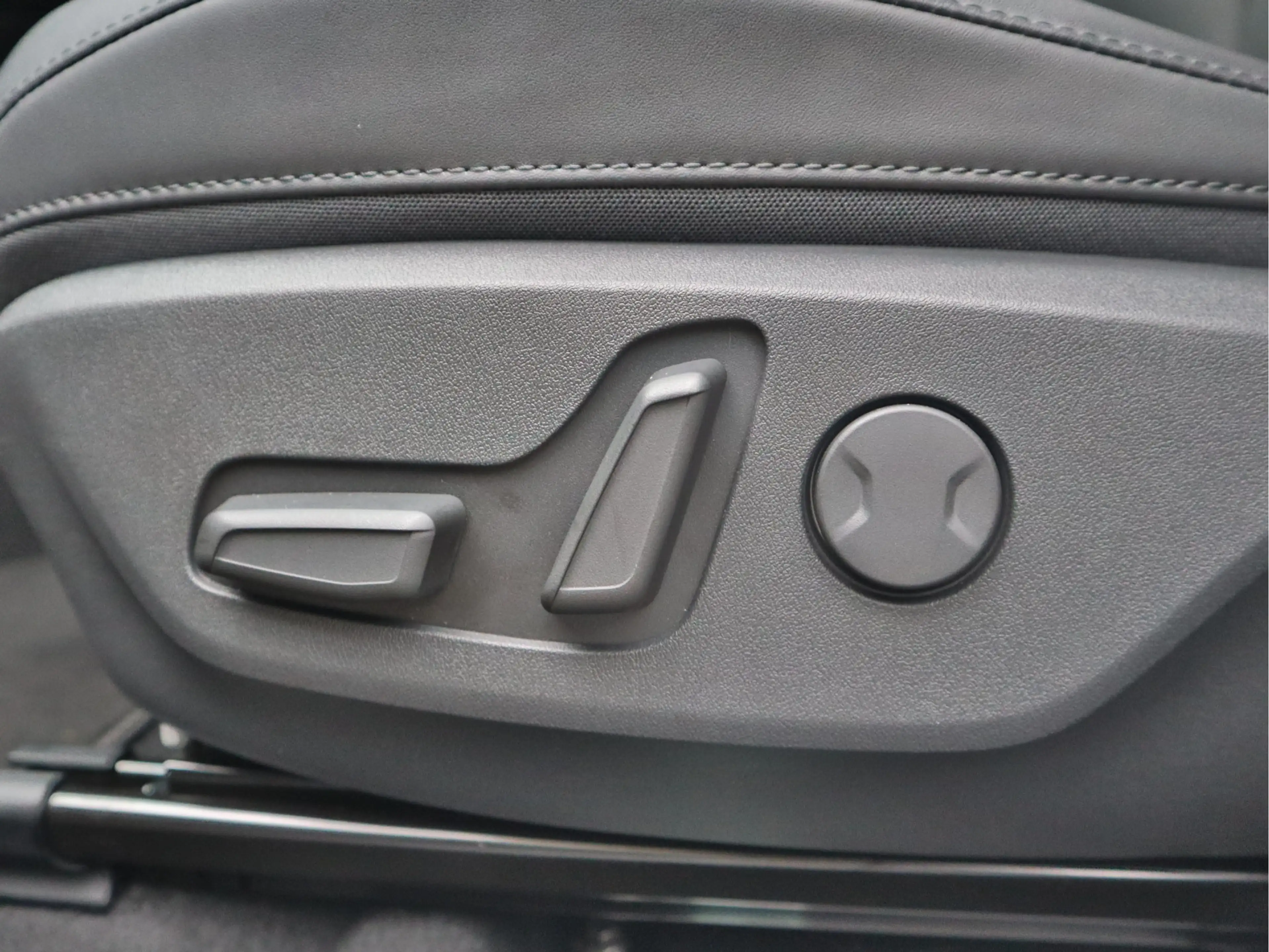 Kia e-Niro EV ExecutiveLine 64.8 kWh | Leder | Harman Kardon — photo 22