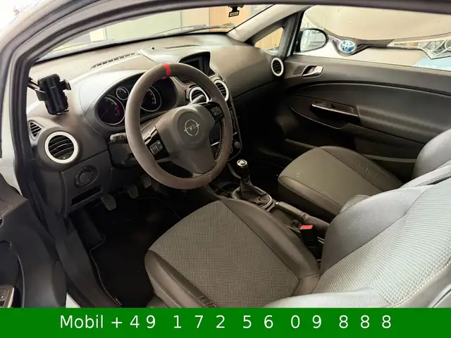 Opel Corsa view 9