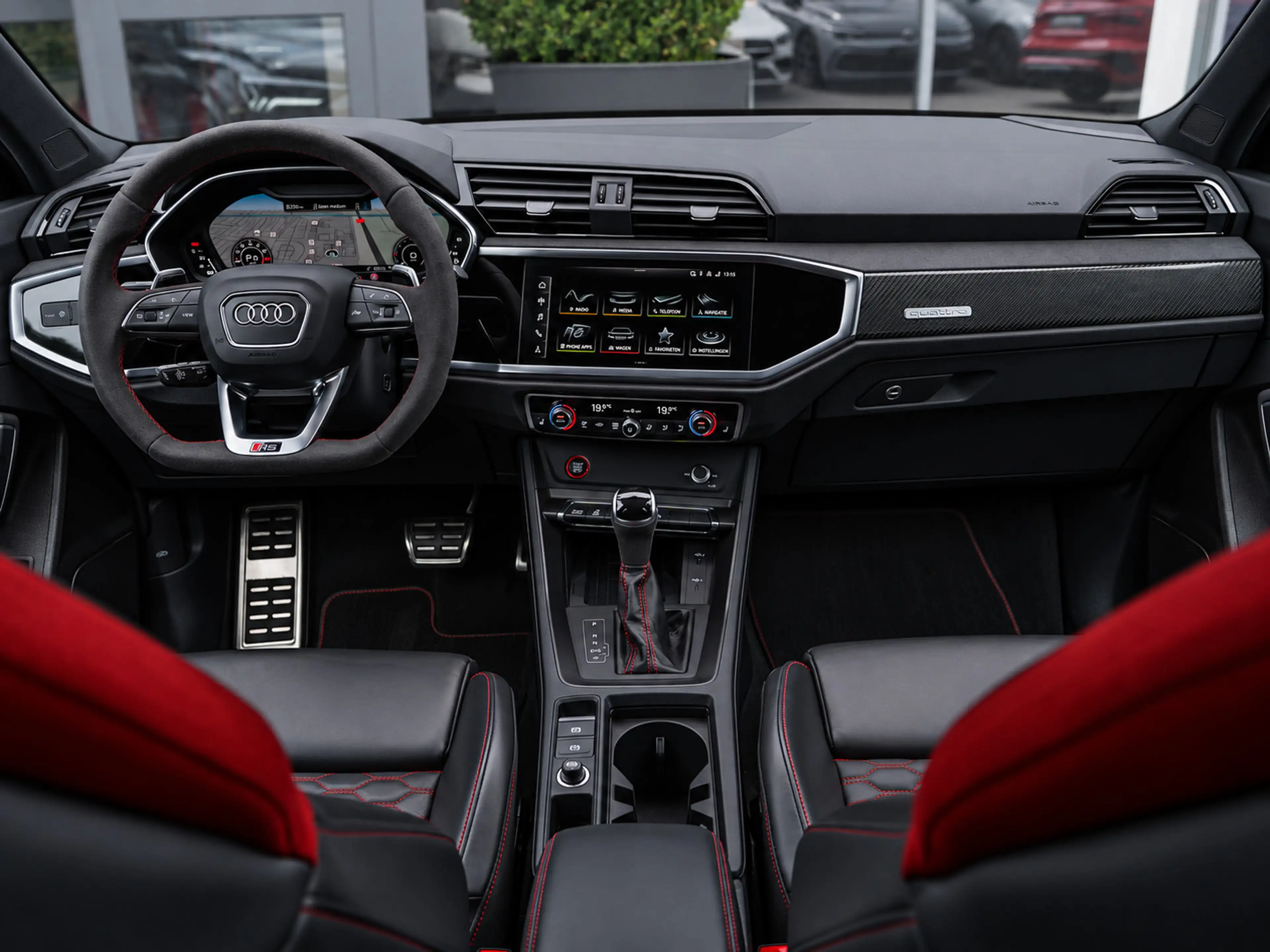 Audi RS Q3 RS Q3 2.5 TFSI — photo 10