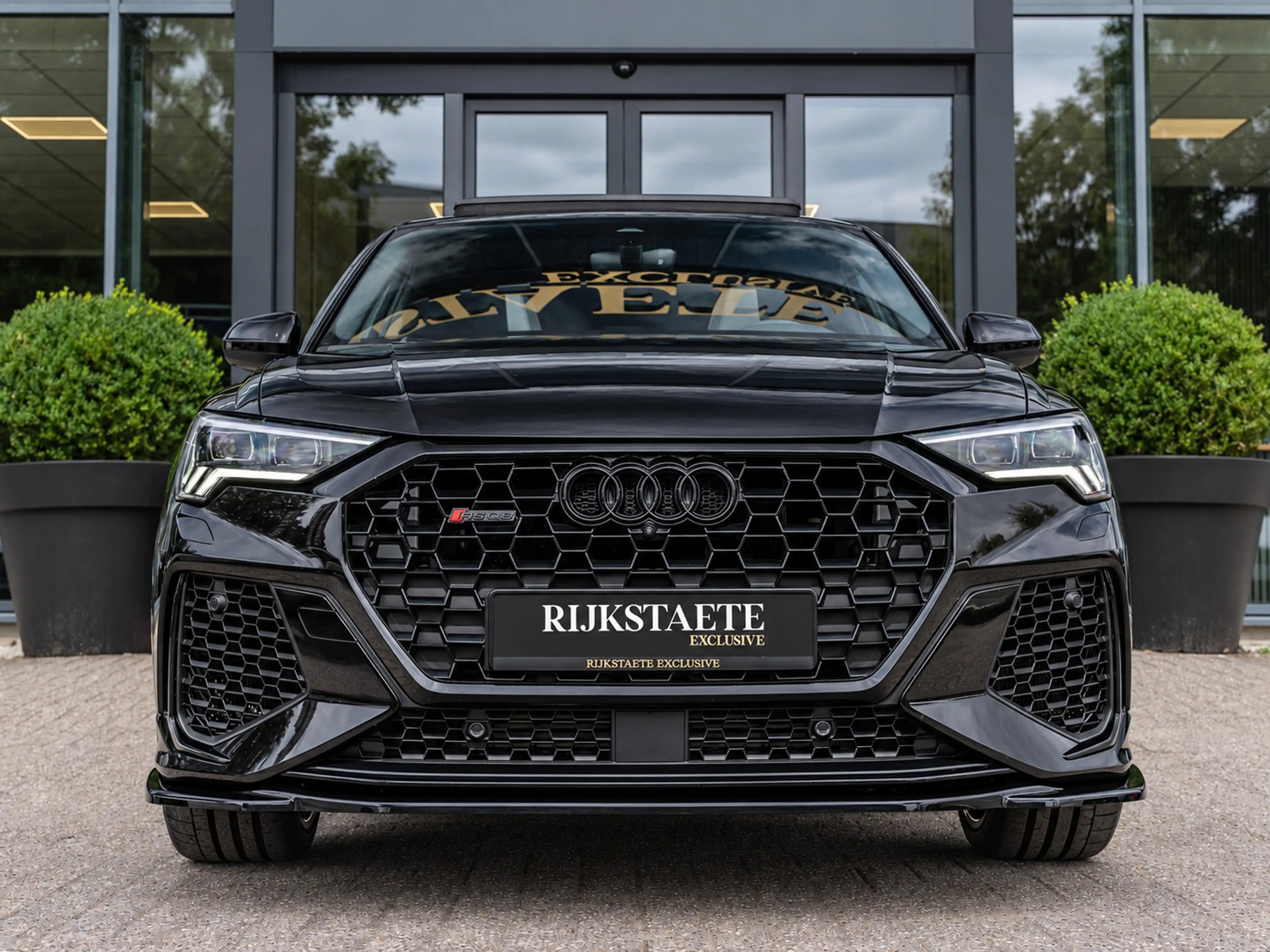 Audi RS Q3 RS Q3 2.5 TFSI — photo 3