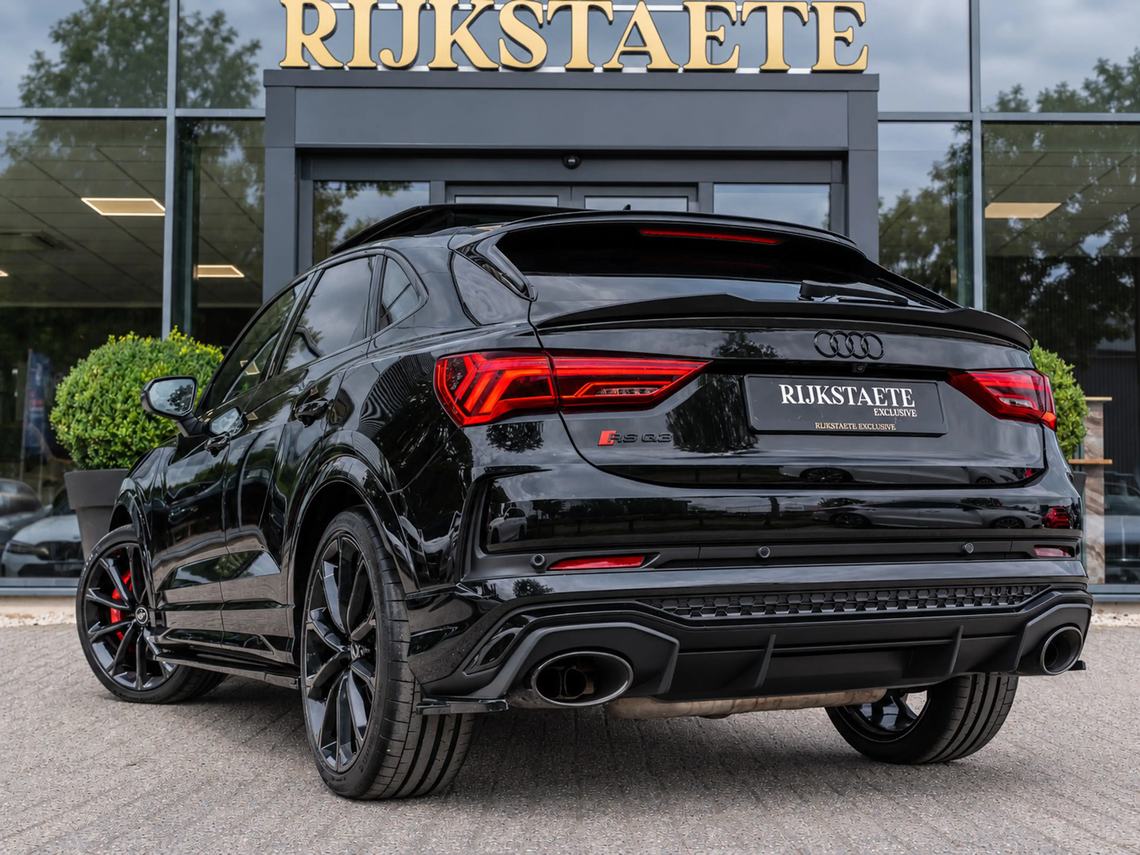 Audi RS Q3 RS Q3 2.5 TFSI — photo 9