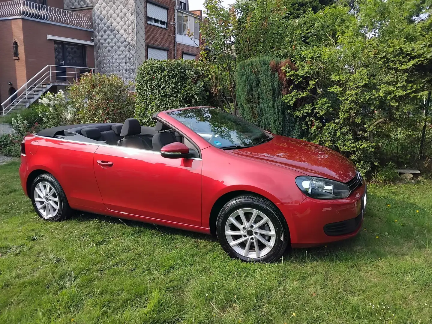 Volkswagen Golf Cabriolet 1.2 TSI 78.800 Km ! Lisez la description, merci Rood - 1
