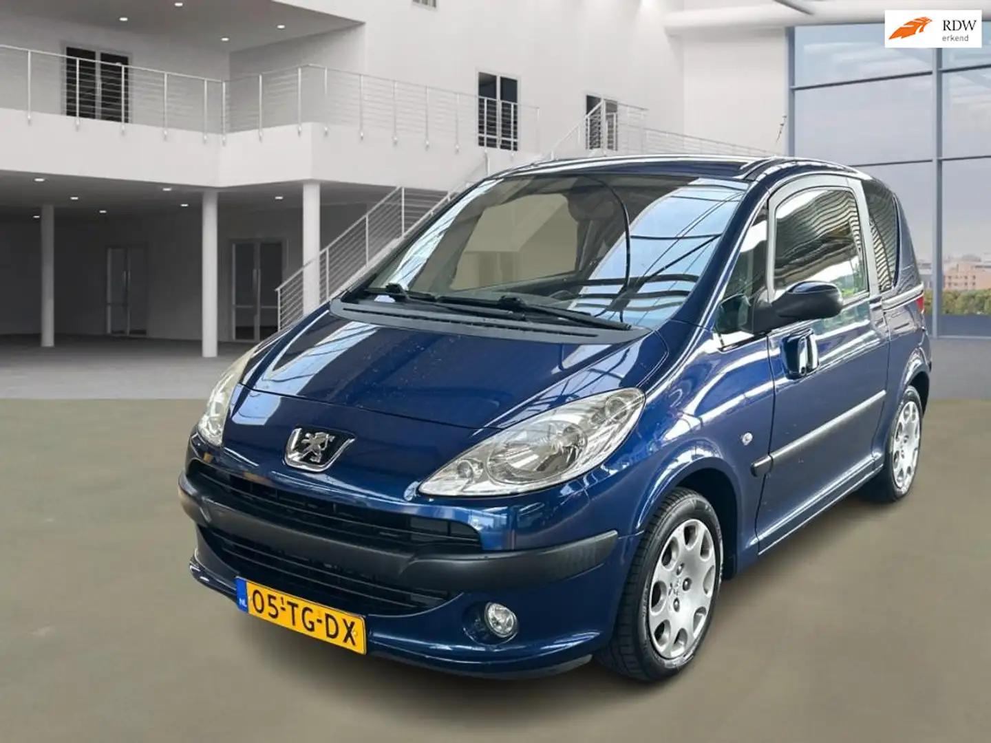 Peugeot 1007 1.6-16V Sesam Gentry AUT AIRCO TREKHAAK 2 X SLEUTE Bleu - 1