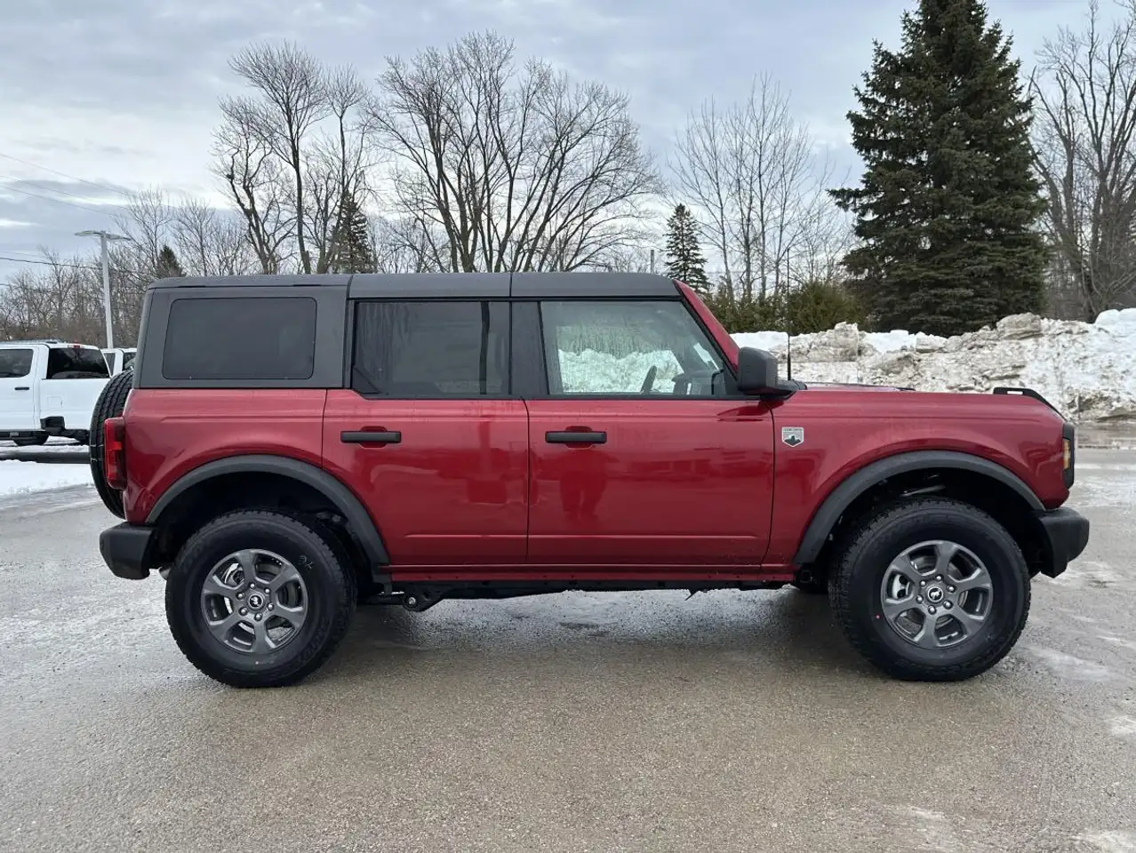 Ford Bronco снимка Ford Bronco