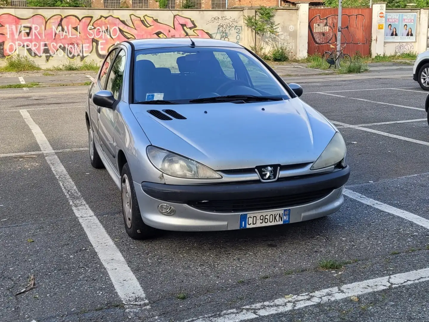 Peugeot 206 60 Presence Argento - 2