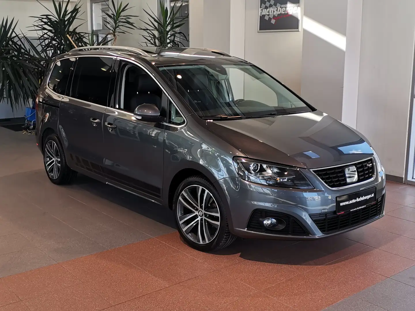 SEAT Altea FR-Line 2.0TDI Allrad 7.Sitzer*AHK*Pano*Kessy*ACC* Grau - 1